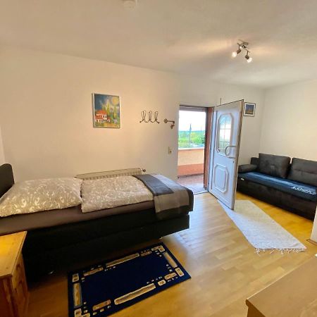 Ferienwohnung Suedpfalzblick Burrweiler Eksteriør billede